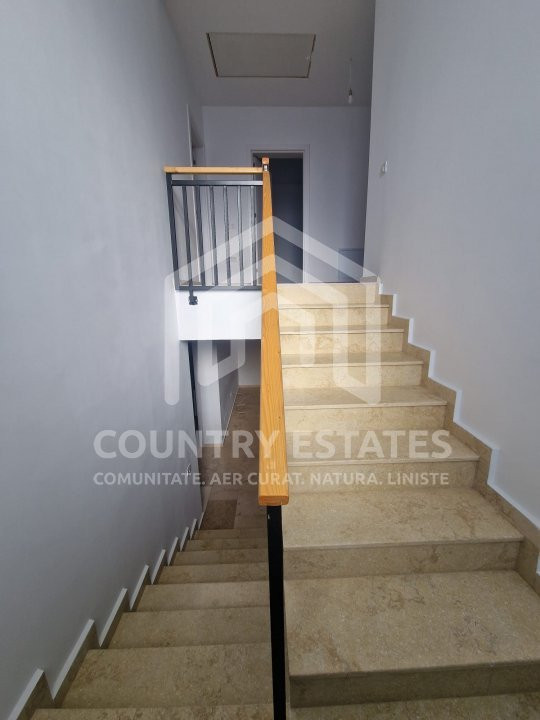 Vila 5 camere de vanzare in Buftea Crevedia in ansamblu de vile noi