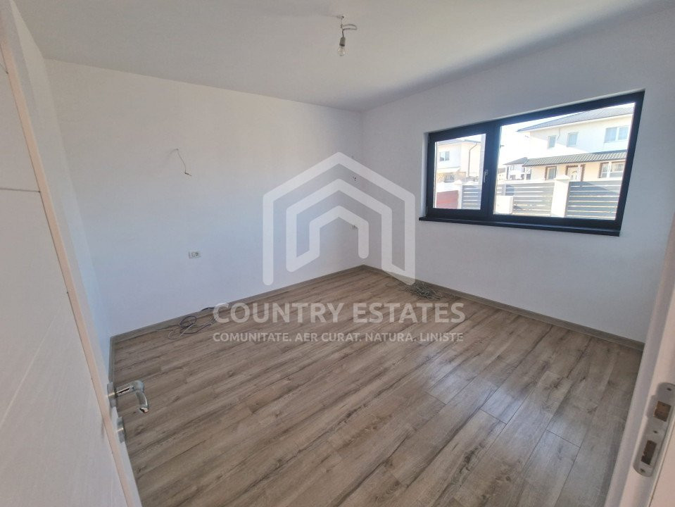 Vila 5 camere de vanzare in Buftea Crevedia in ansamblu de vile noi