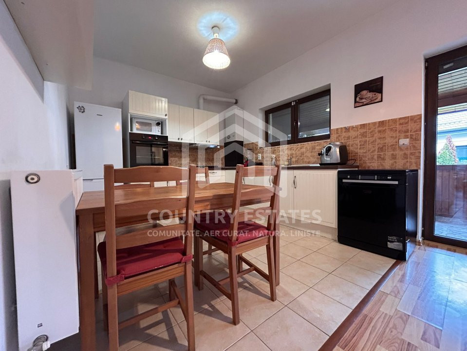 Vila duplex de inchiriat, mobilata, strada privata cu bariera, Padurea Tamasi