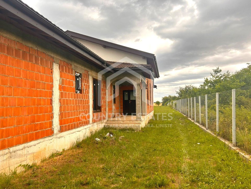Grey Manor, de vanzare, la gri, teren generos de 5000 mp, Corbeanca