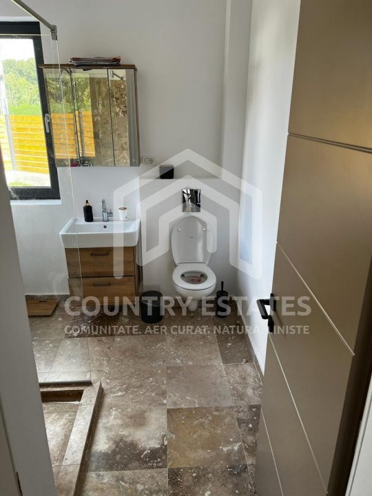 Vila Crib, prima inchiriere, pozitie aproape centrala, la padure, Corbeanca