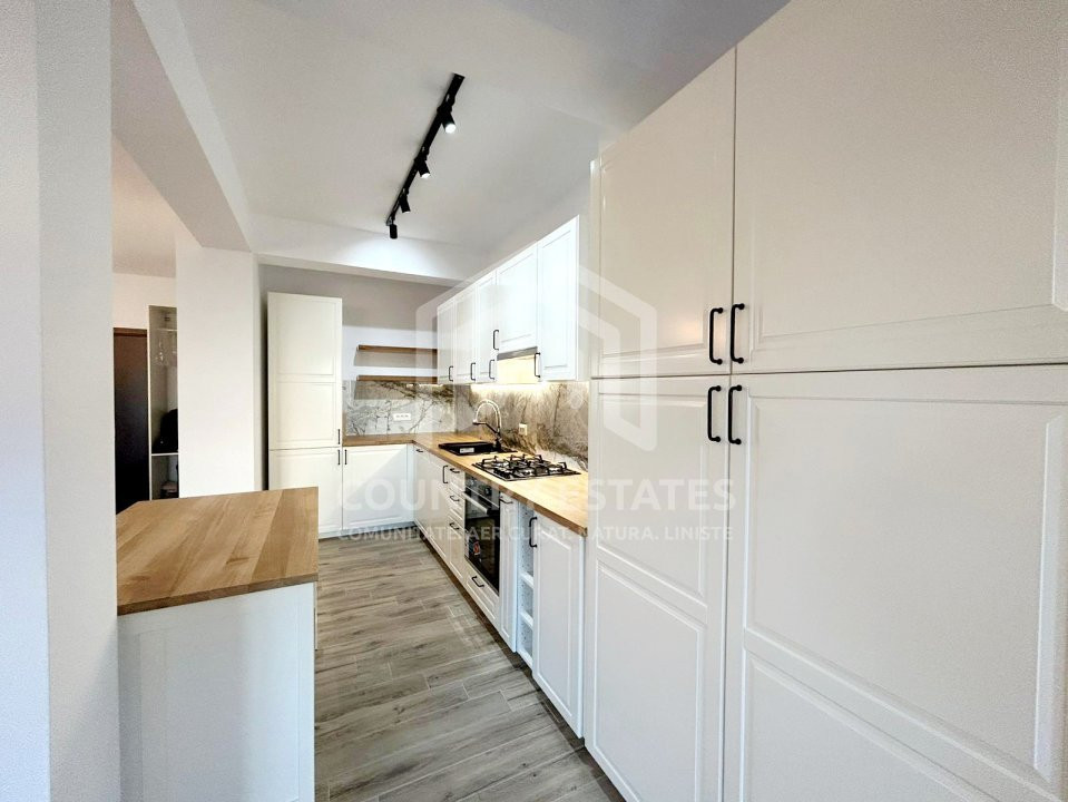 Vila North One, duplex complet mobilat, Balotesti