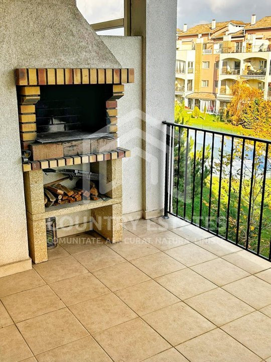 Apartament cu 3 camere de inchiriat,șemineu,barbecue si piscina in Ibiza Sol