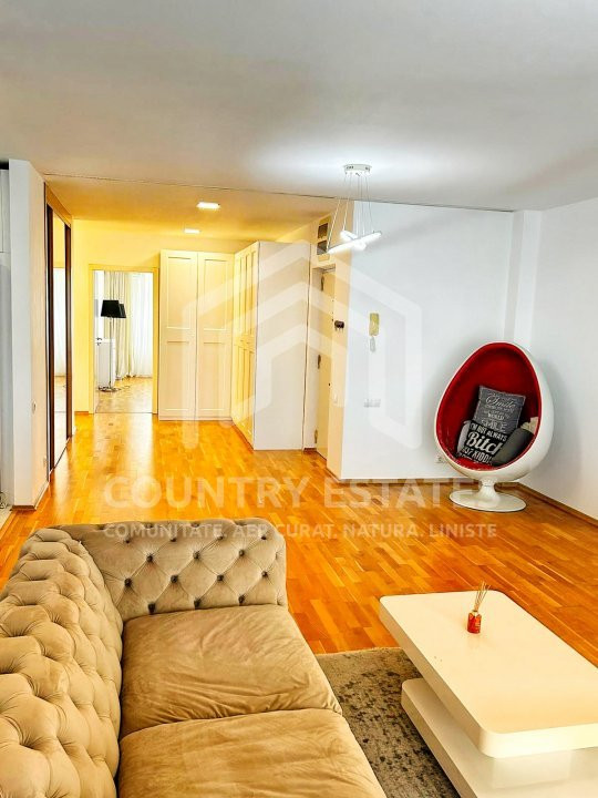 Apartament cu 3 camere de inchiriat,șemineu,barbecue si piscina in Ibiza Sol